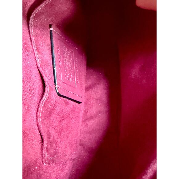 NWOT Coach Signature Denim Shay Saddle Bag Navy Leather Horse & Carriage – Small - Picture 10 of 11